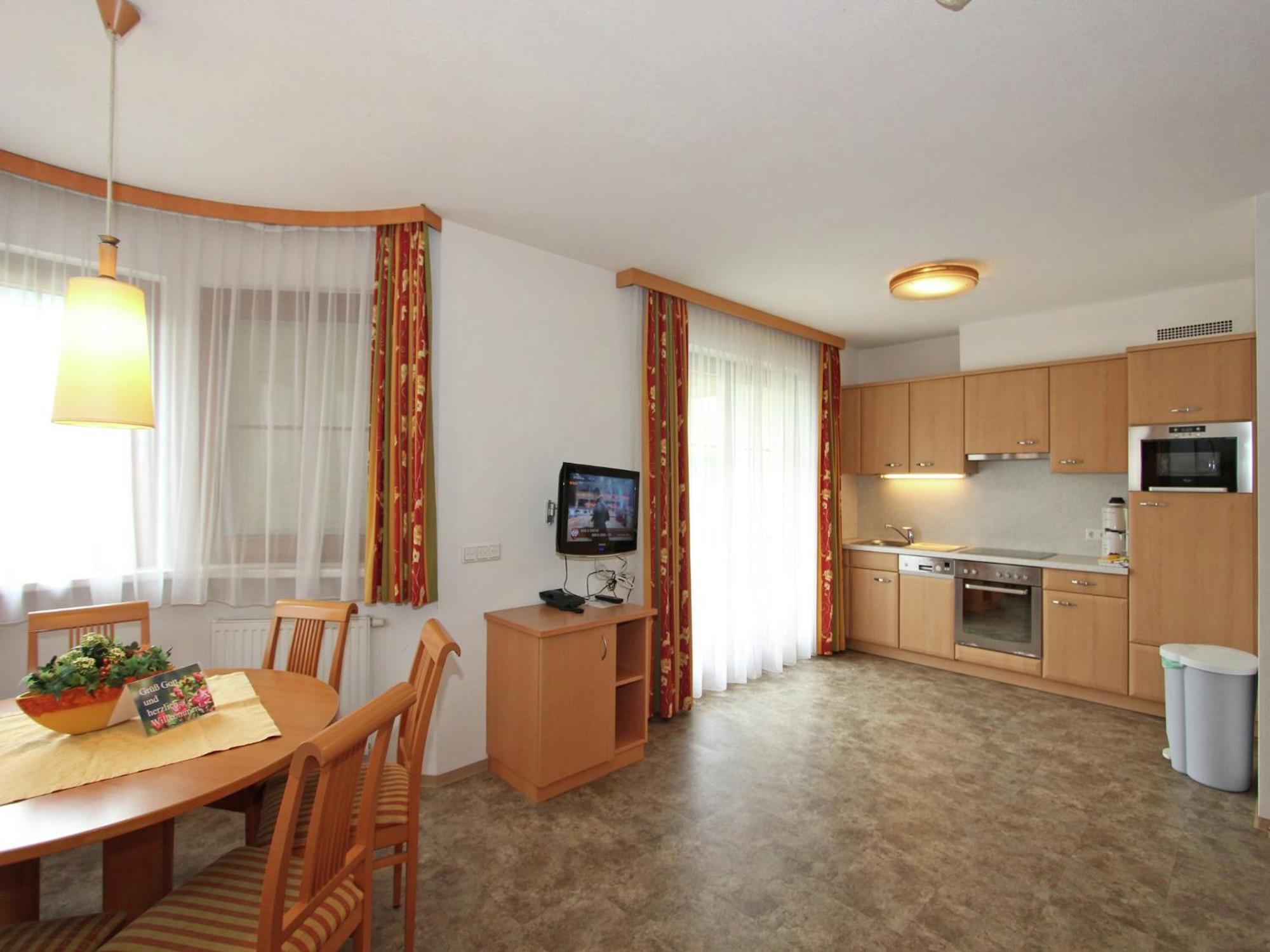 Attractive Holiday Home In Kaltenbach On The Ski Slope Stumm Exteriér fotografie